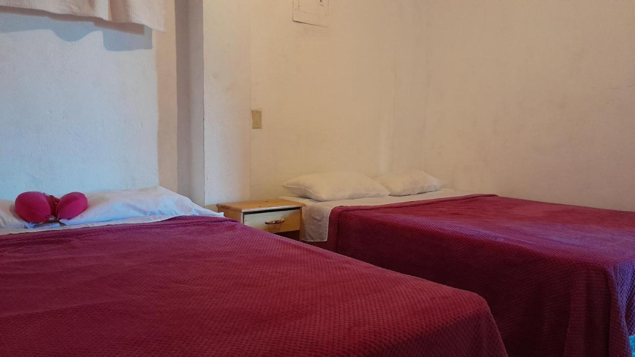 Hostal Dulces Suenos Panajachel Εξωτερικό φωτογραφία