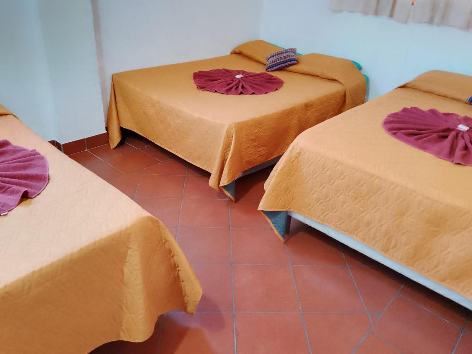 Hostal Dulces Suenos Panajachel Εξωτερικό φωτογραφία