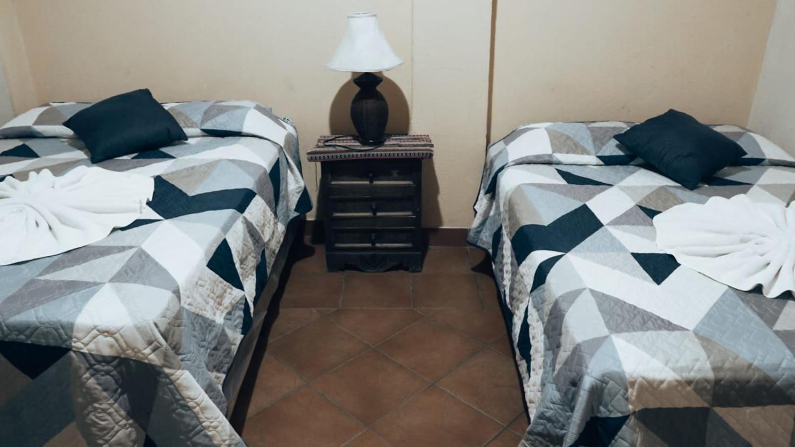 Hostal Dulces Suenos Panajachel Εξωτερικό φωτογραφία